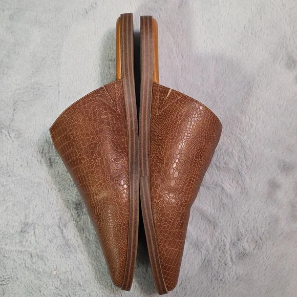 Yellowbox Brown Mules - Picture 4 of 7